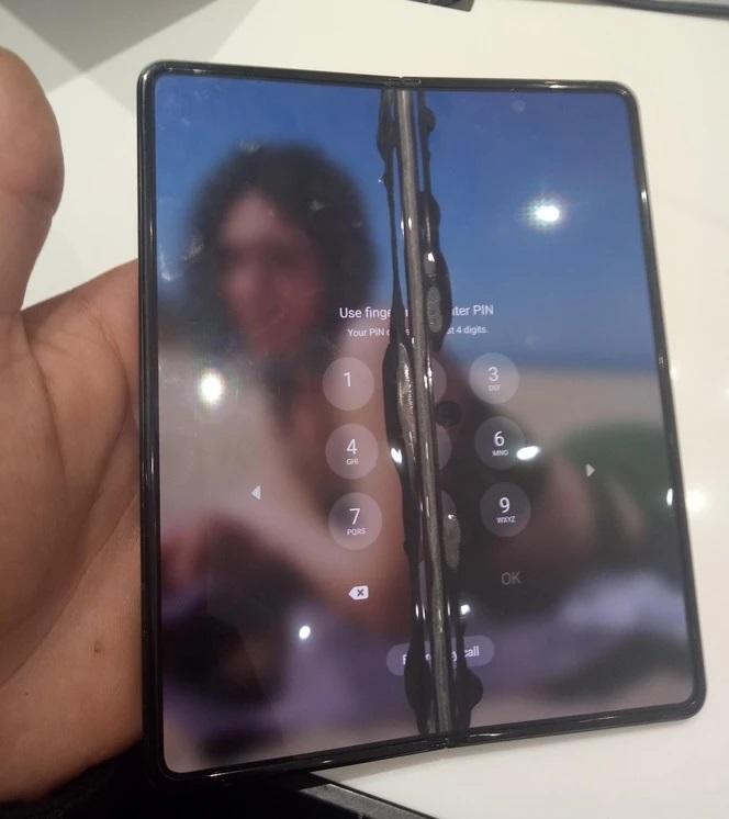 Samsung Galaxy Z Fold 3