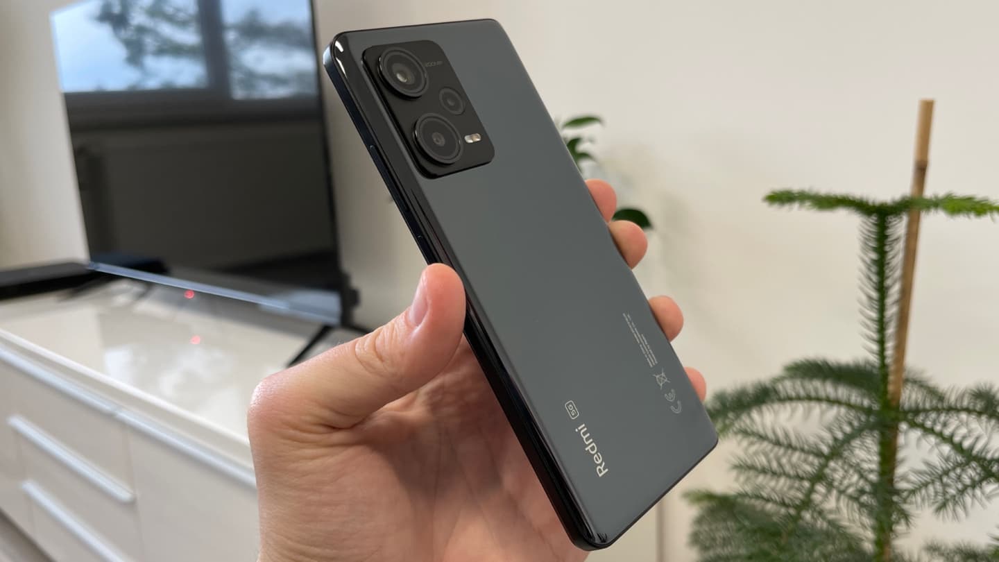 Redmi Note 12 Pro+ v ruce