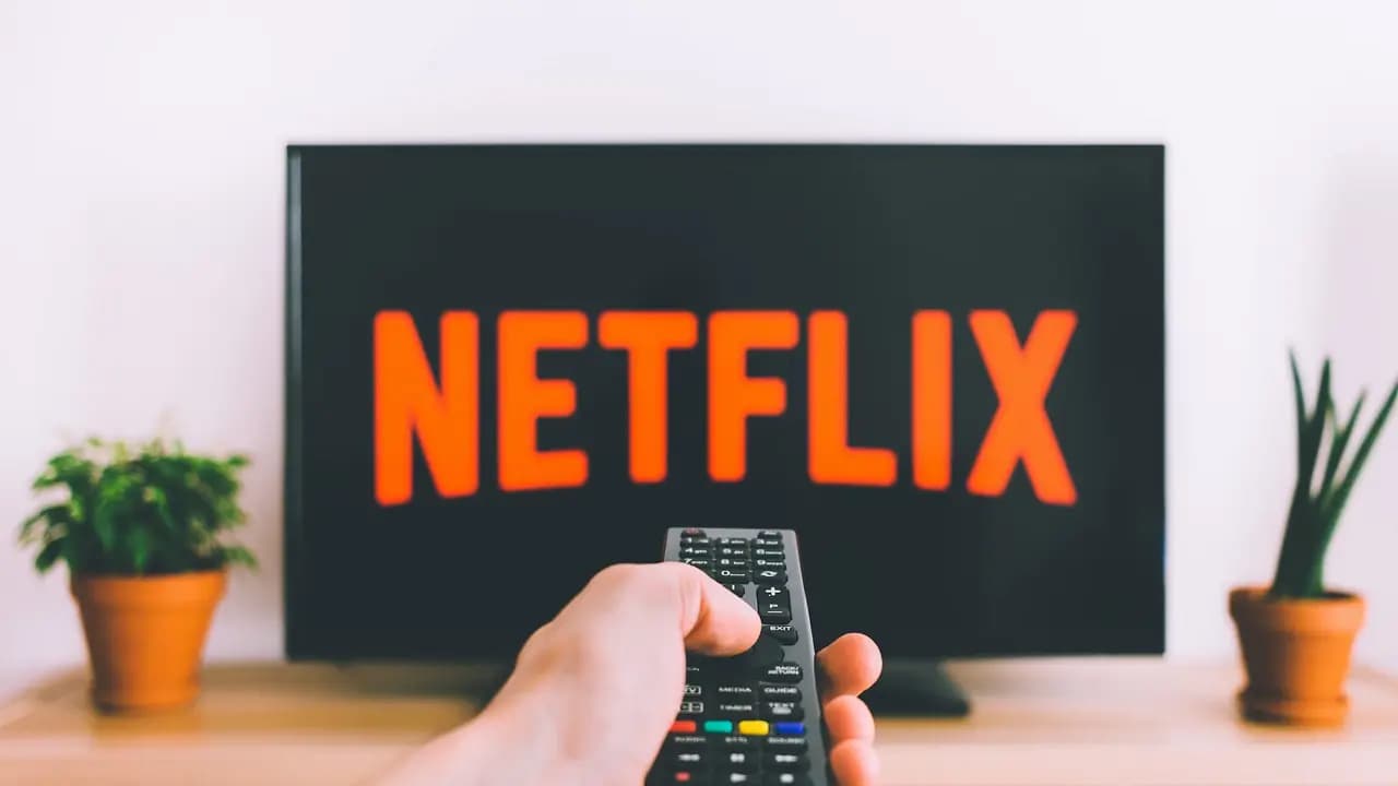 Netflix zvažuje nasazení naprosto geniálních reklam. Budou se líbit i vám