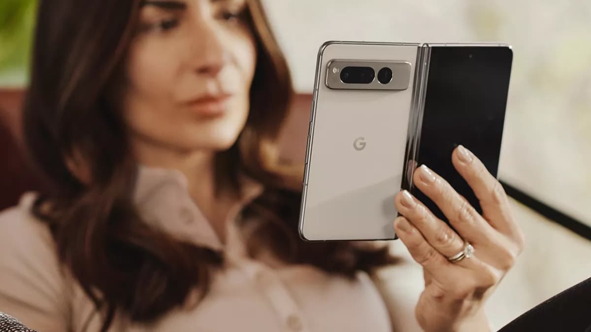 Cenový úlet. Google Pixel Fold předobjednáte i u nás, ale připlatíte si