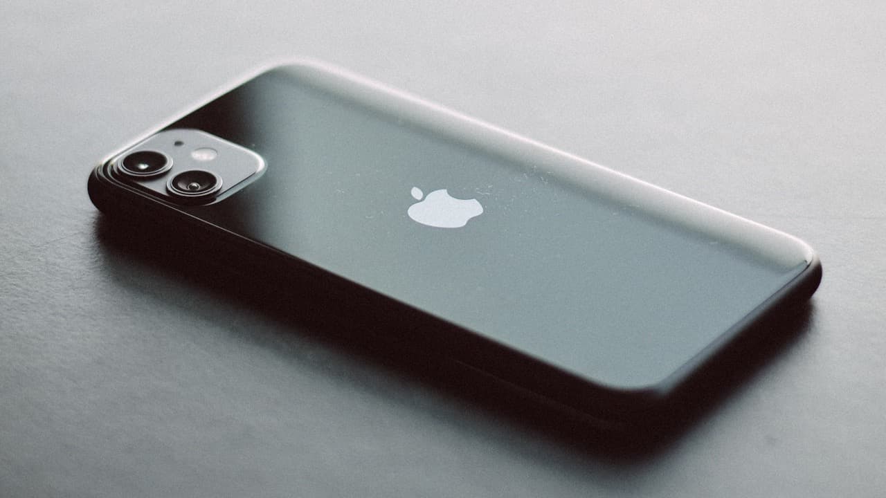 iPhone 11