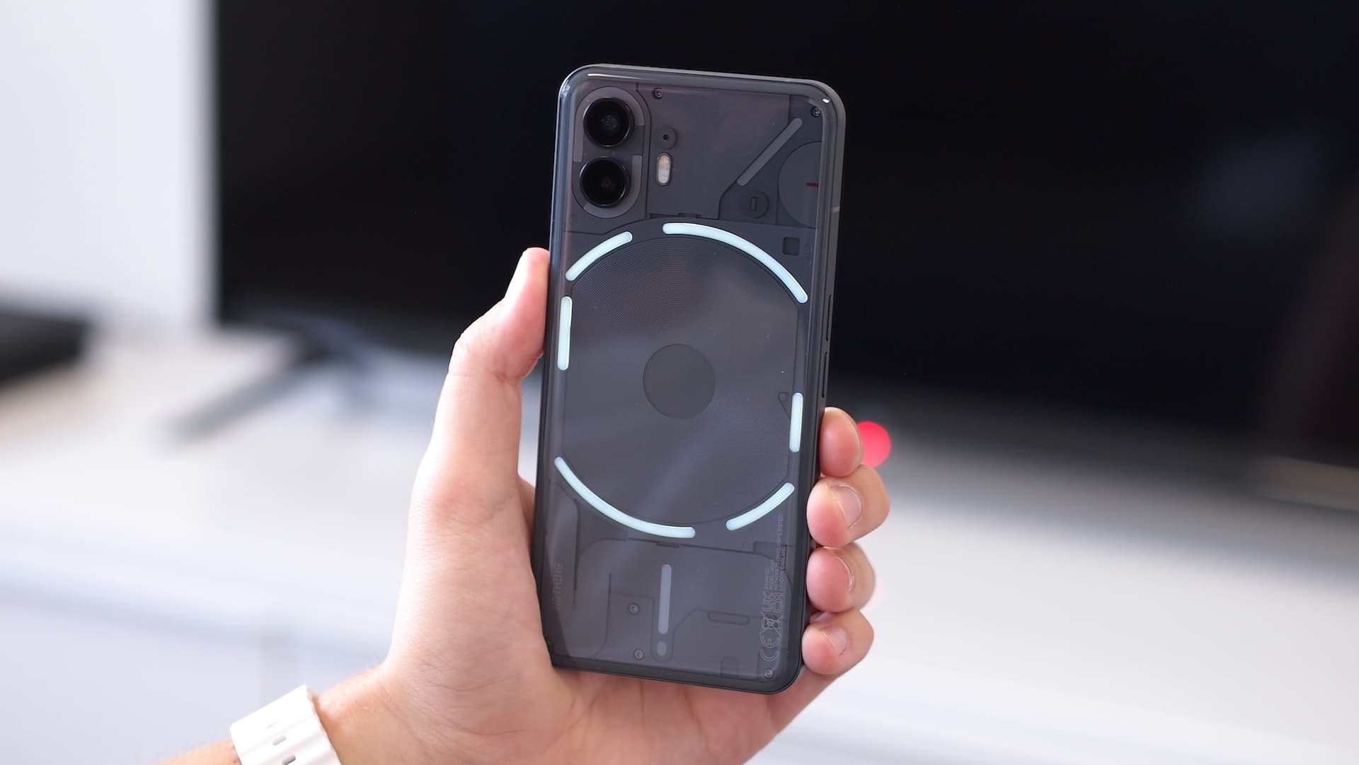 Nothing zve na svou další premiéru. Dočkáme se nového modelu Phone 3?