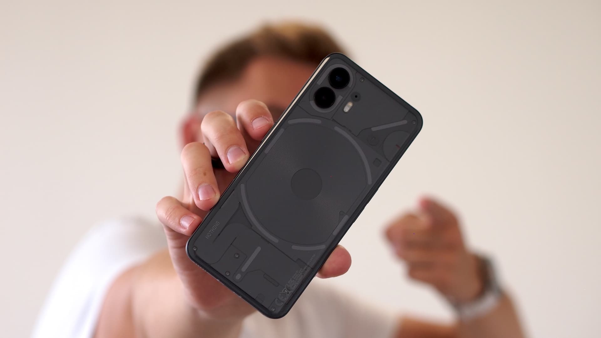 Otestovali jsme nový Nothing Phone (2)