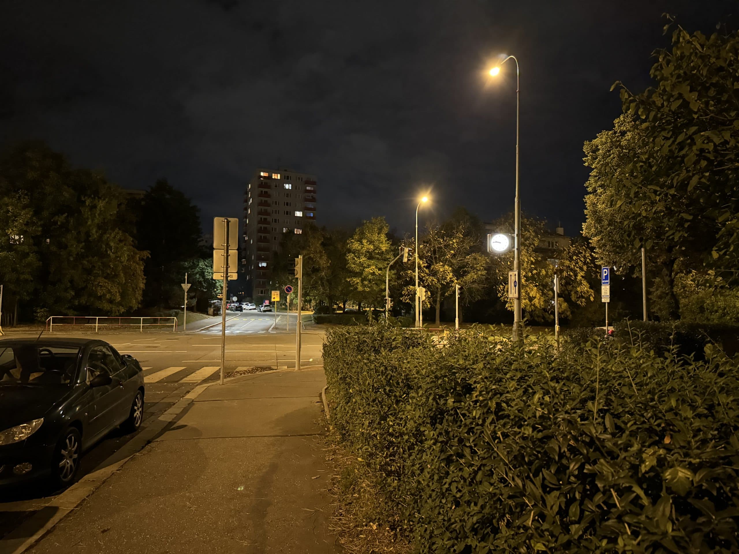 iPhone 15 Pro zkušební fotografie bez nočního režimu