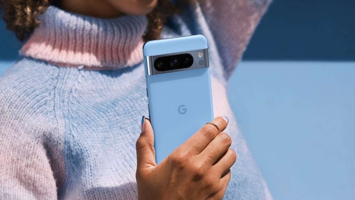 Google se vytáhl. Řada Pixel 8 vsází na umělou inteligenci a extra dlouhou podporu