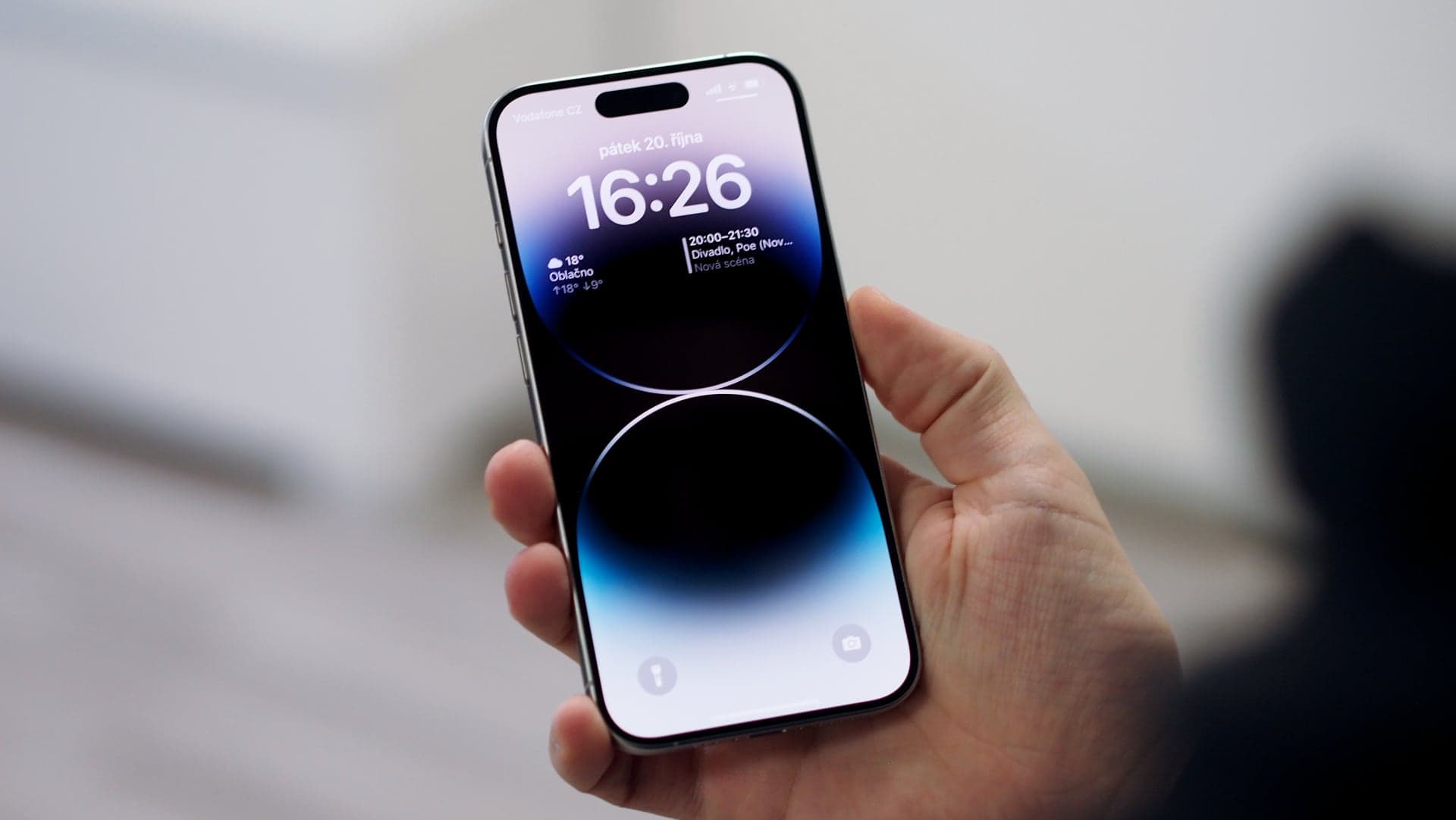 iPhone 15 Pro recenze přední strana