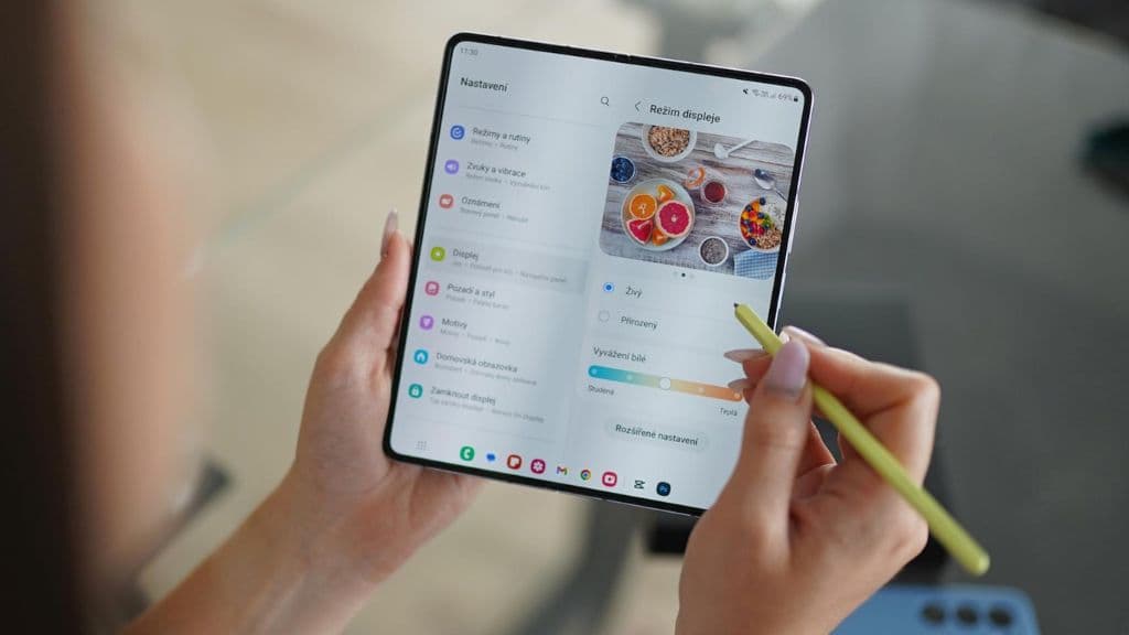 Samsung Galaxy Z Fold 5