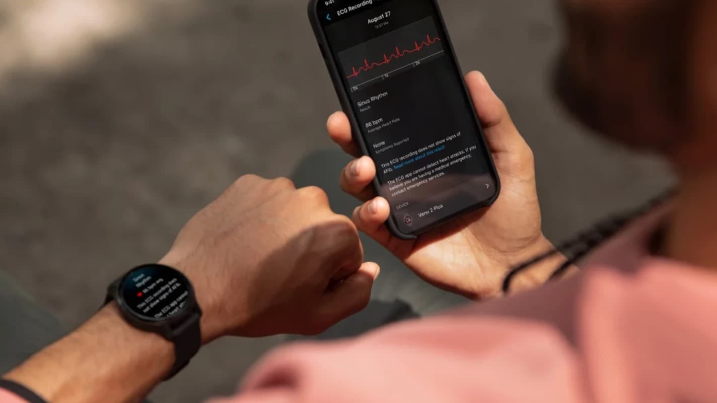 Některé modely hodinek Garmin umí změřit EKG | foto: Garmin