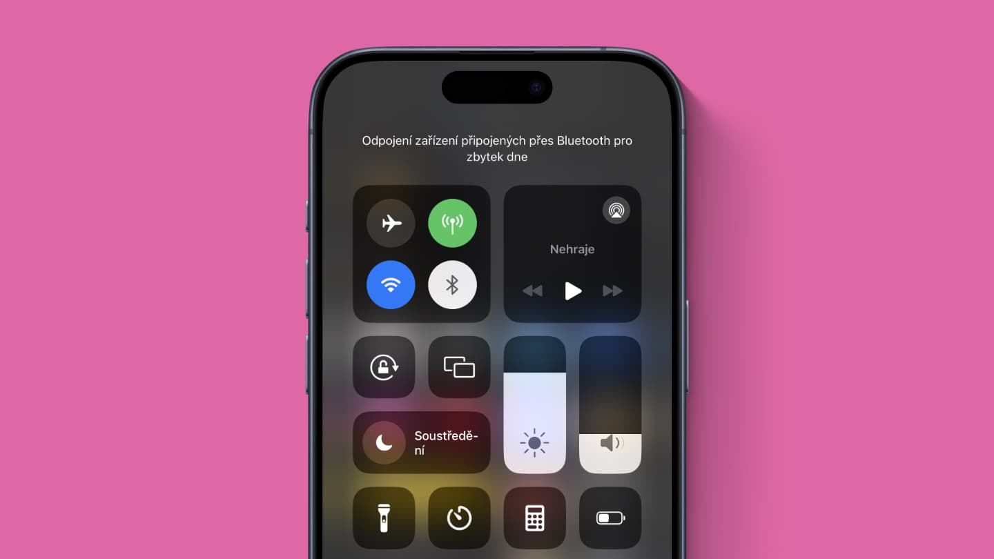 Přes Ovládací centrum nevypnete Bluetooth či Wi-Fi napořád