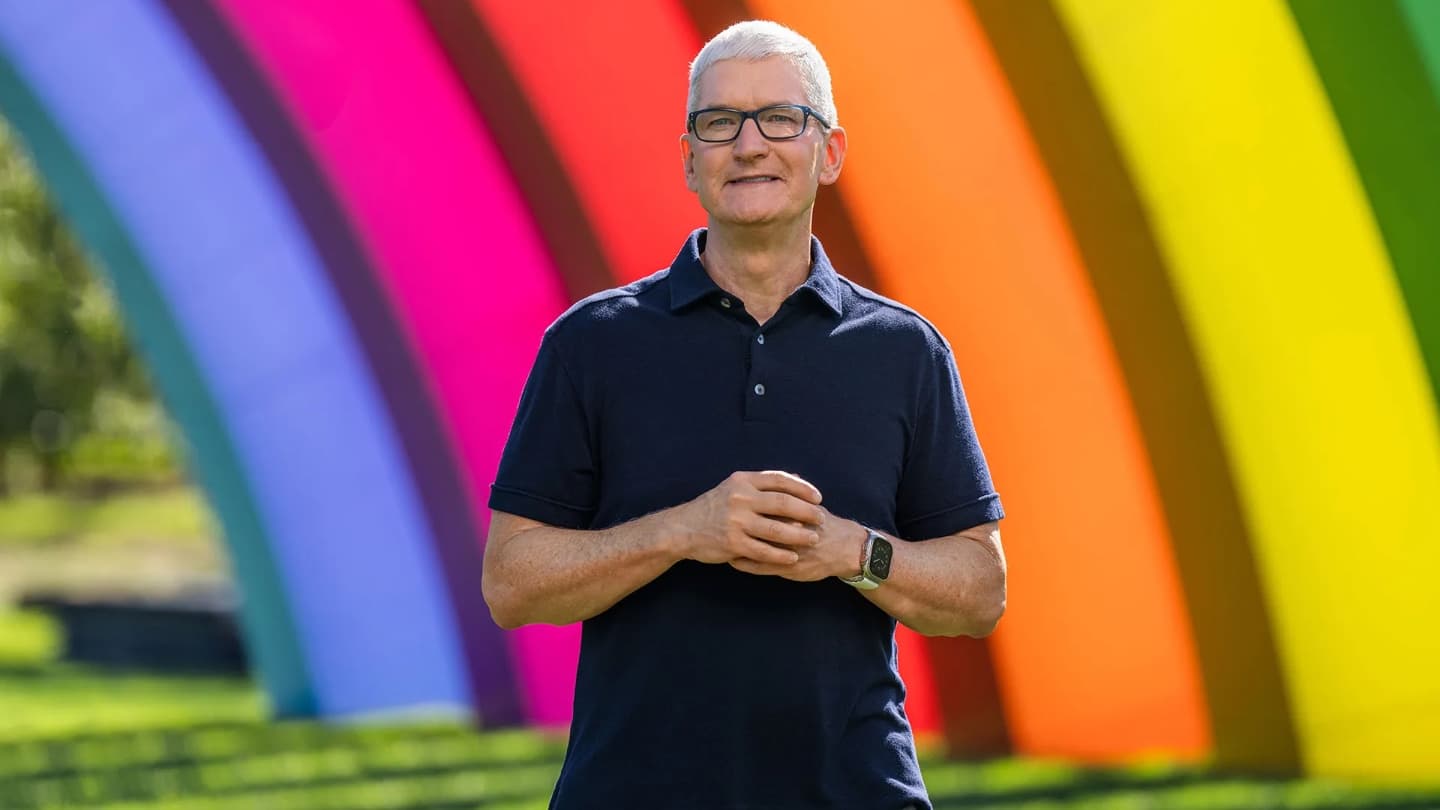 Tim Cook během keynote