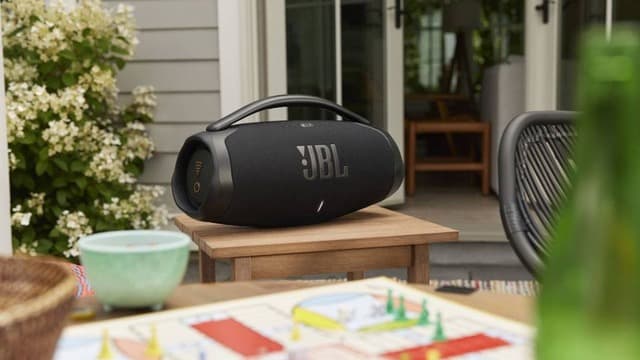 JBL Boombox