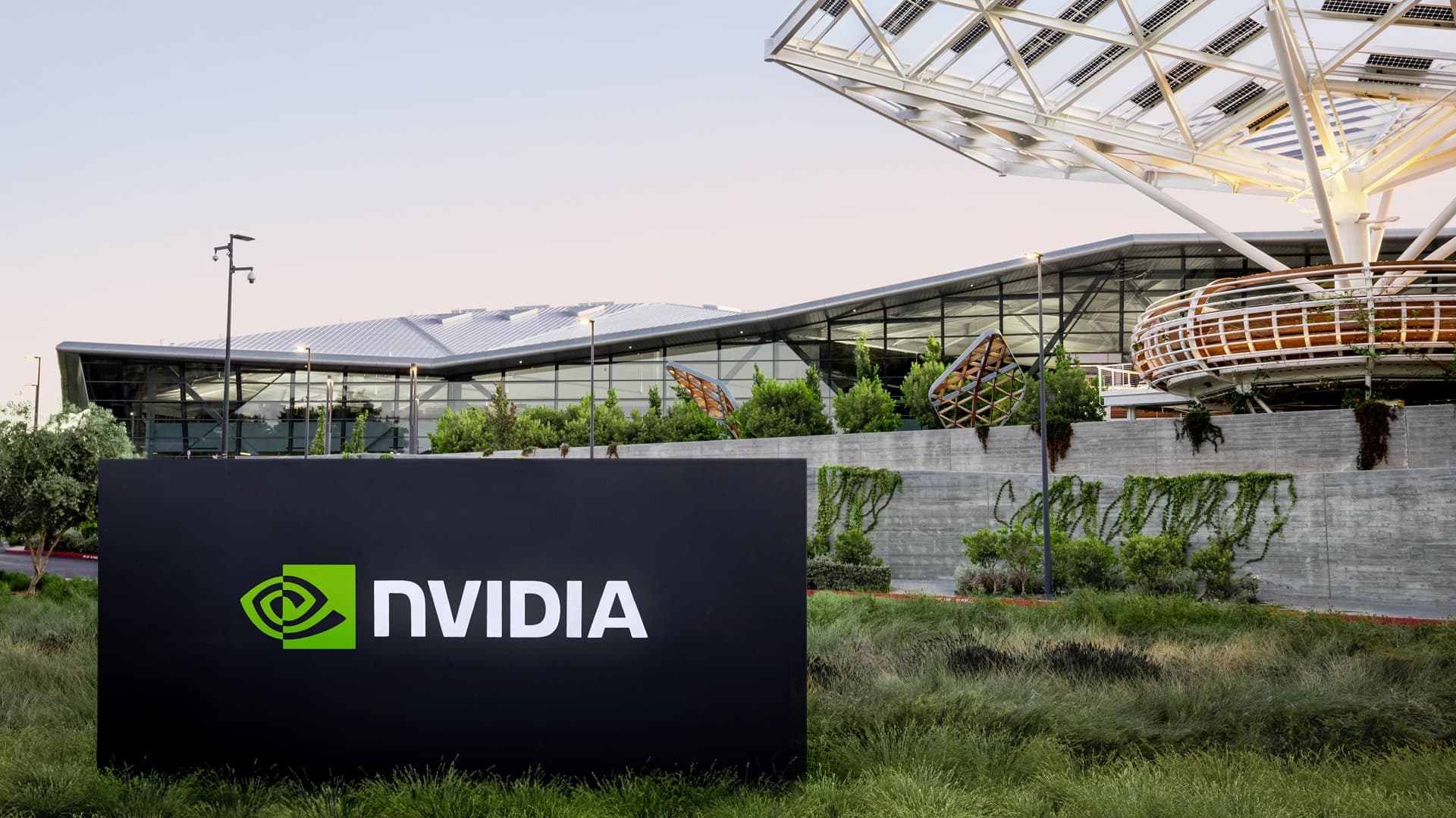 Nvidia nadále láme rekordy. Její zisk roste do výšin díky umělé inteligenci