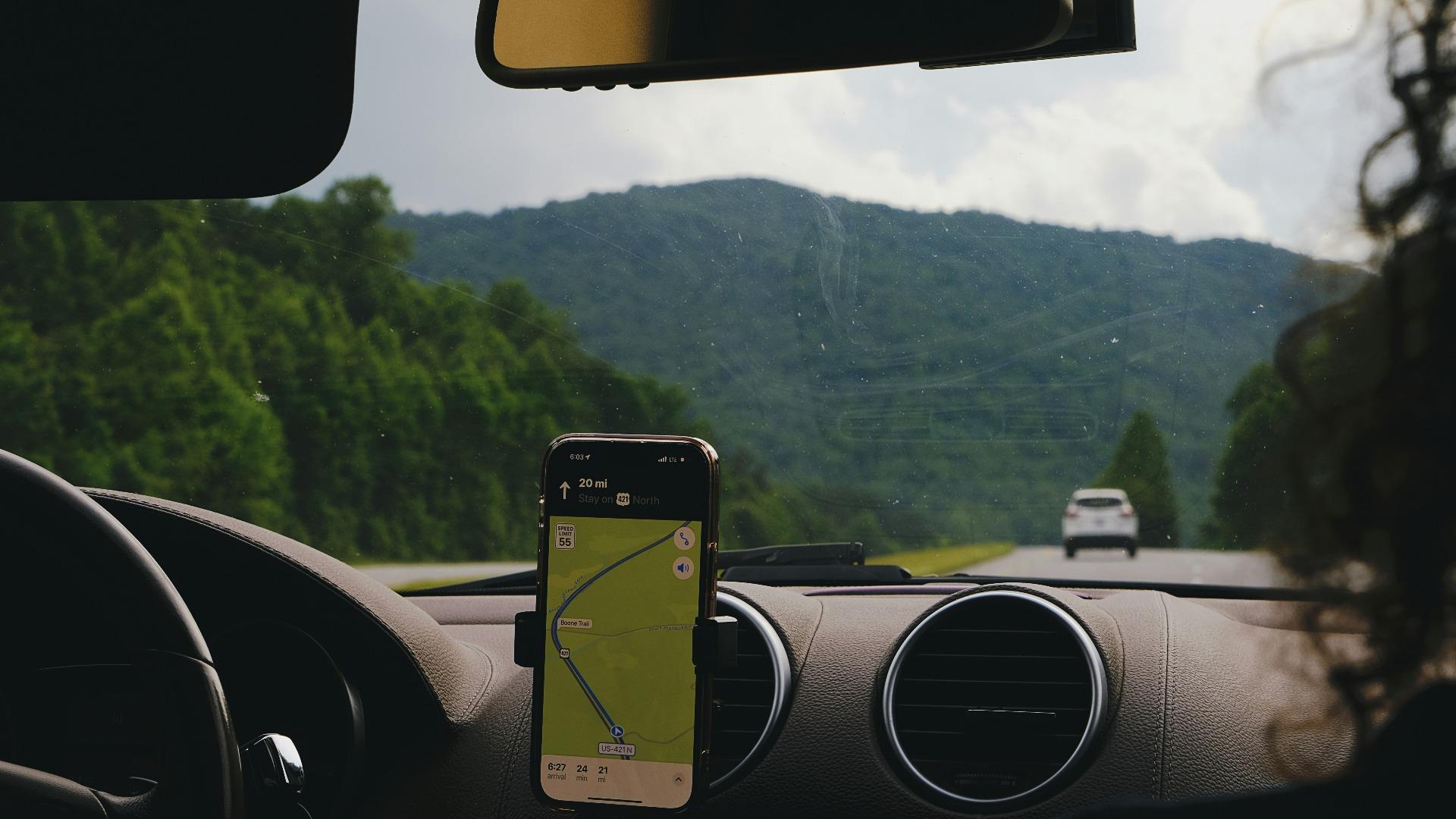 Lidé hromadně přechází z Google Map na Waze. Tohle je hlavní důvod