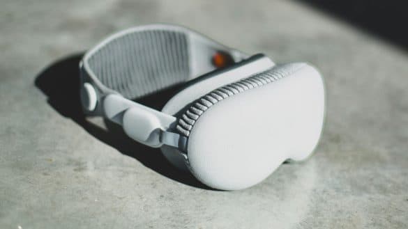 Nový šéf Applu otáčí kormidlem. Vision Pro jde k ledu, přednost má jiný produkt