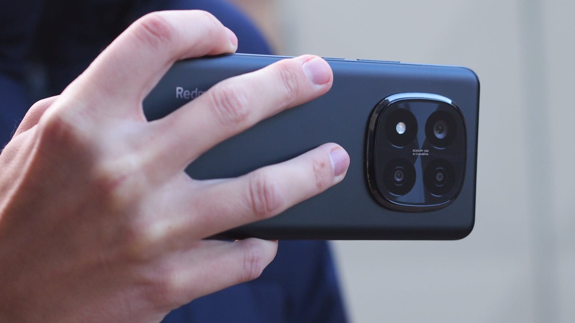 Focení s mobilem Redmi Note 14 Pro+ | foto: Luboš Srb