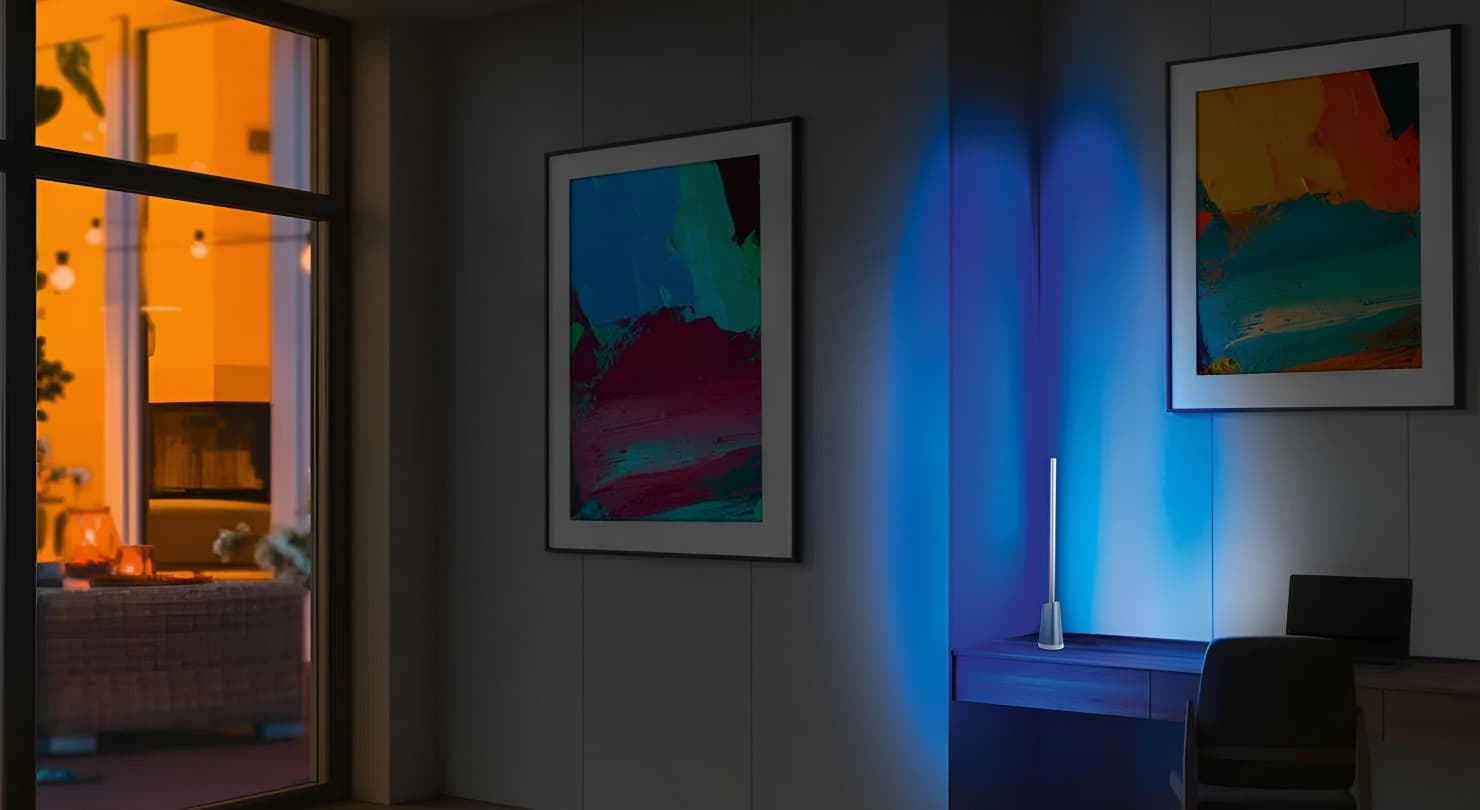 Chytrá stolní LED lampa z Lidlu | foto: Livarno