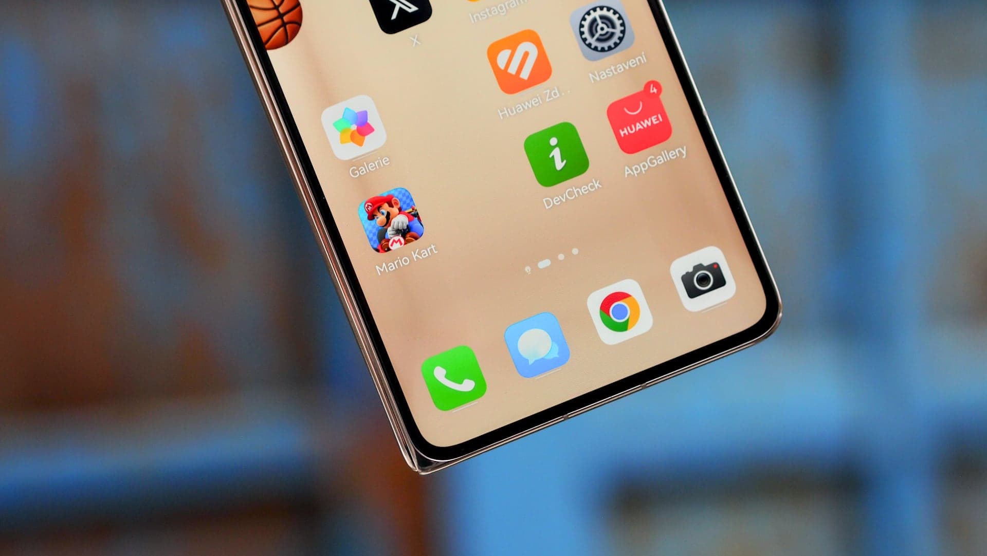 Huawei Mate X7, uživatelské prostředí | Zdroj: Luboš Srb