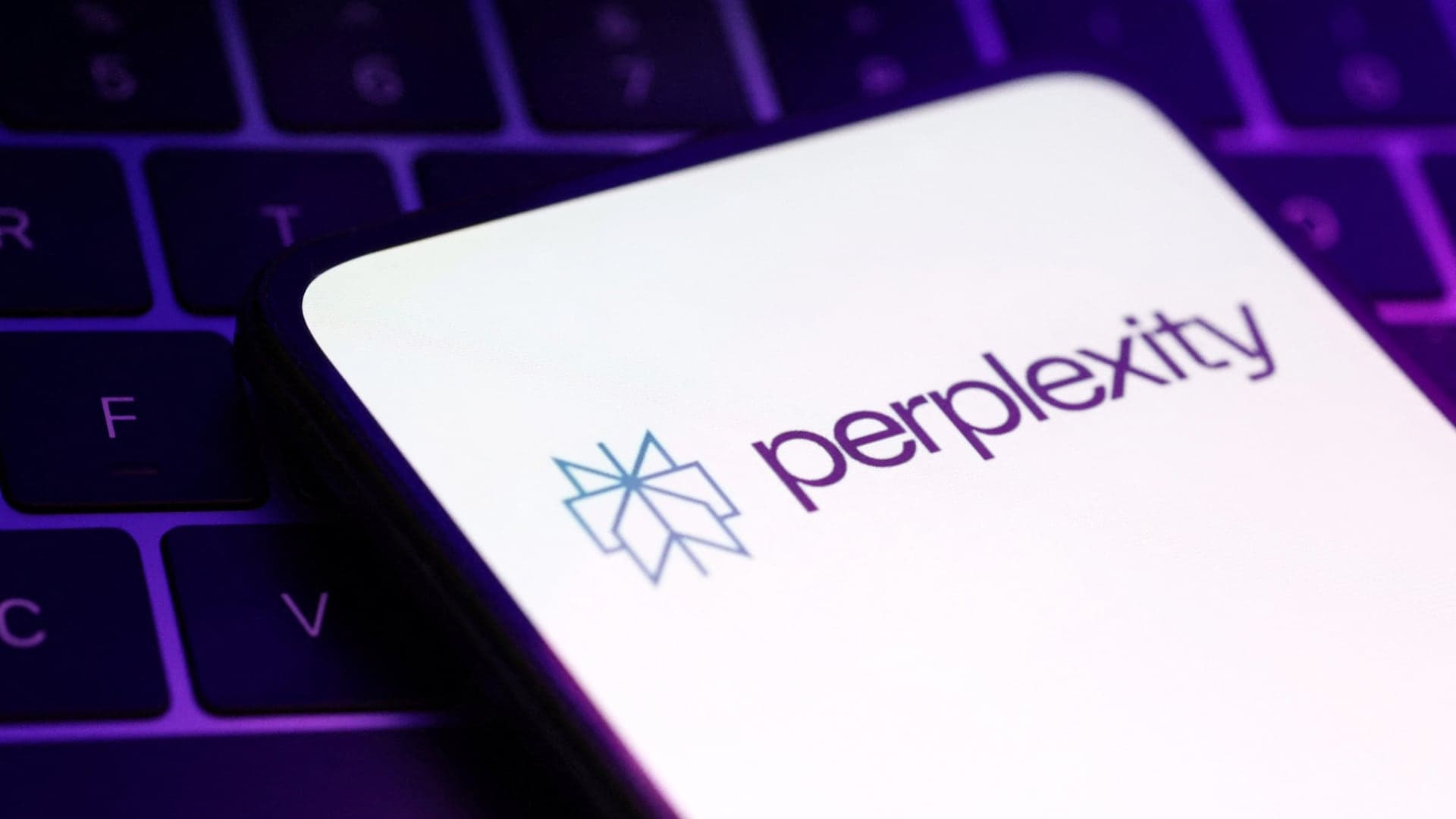 Perplexity na telefonu | Zdroj: Reuters
