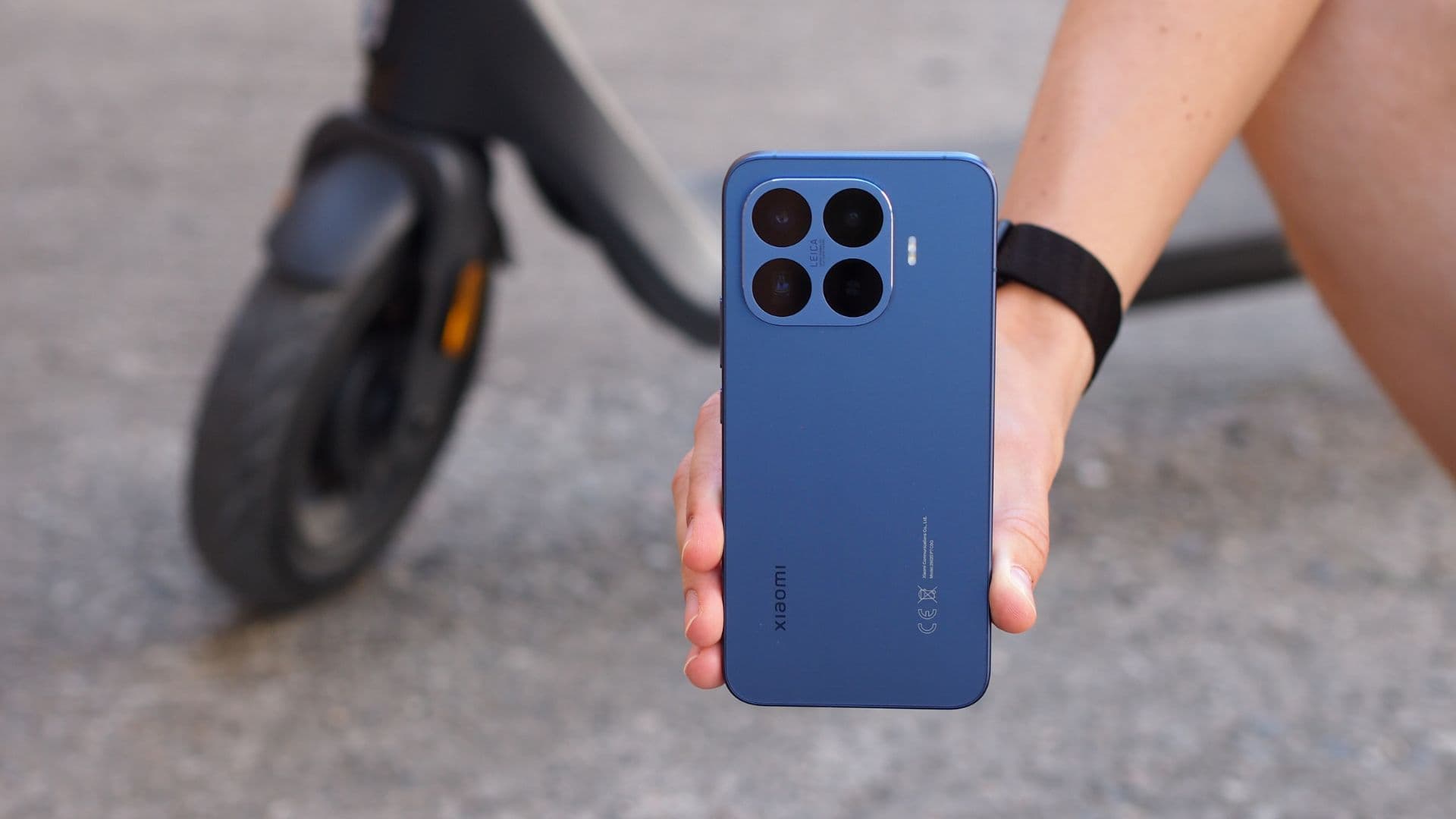 Xiaomi 17T Pro s elektrokoloběžkou zdarma | Zdroj: Mobil Pohotovost