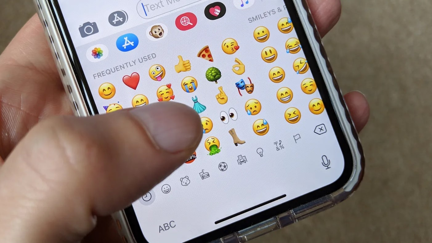 Emoji na telefonu | foto: Digital Trends