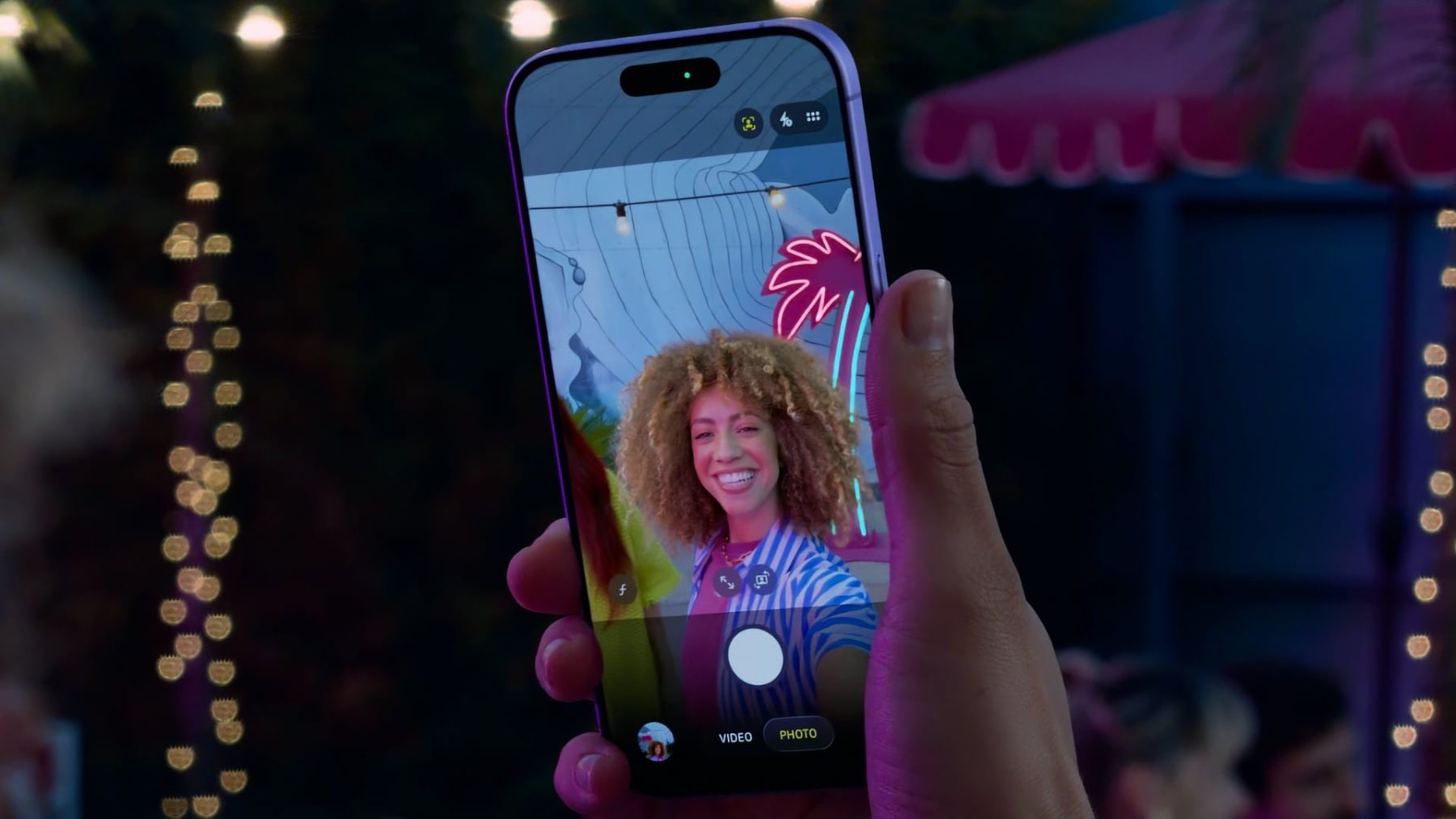 iPhone 17 Pro, Center Stage kamera | Zdroj: Apple