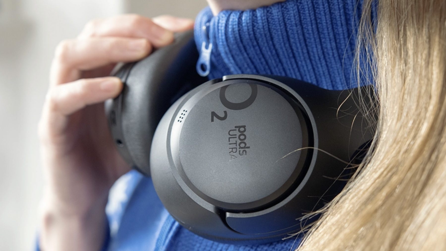Bezdrátová náhlavní sluchátka O2 Pods Ultra | Zdroj: O2