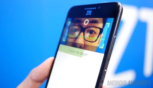 ZTE Grand S3: Historicky první telefon se snímačem lidského oka!