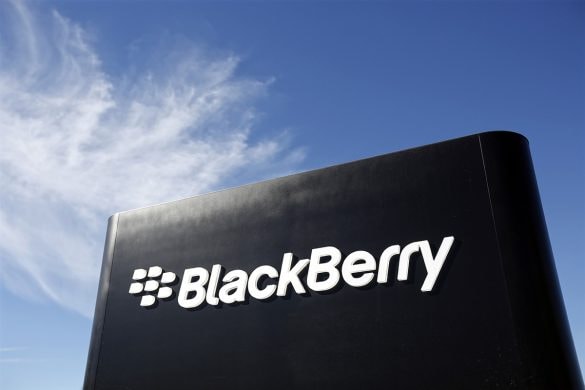 Majitelé BlackBerry Priv jsou zklamaní, nedostanou ani Nougat