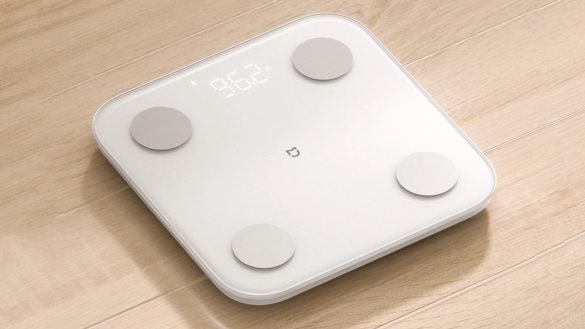 V domácnosti nesmí chybět! Chytrá váha od Xiaomi zlevnila o masivních 69 %
