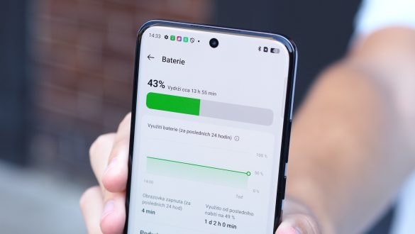 Google bude od 1. března 2026 penalizovat aplikace, které ždímají váš mobil