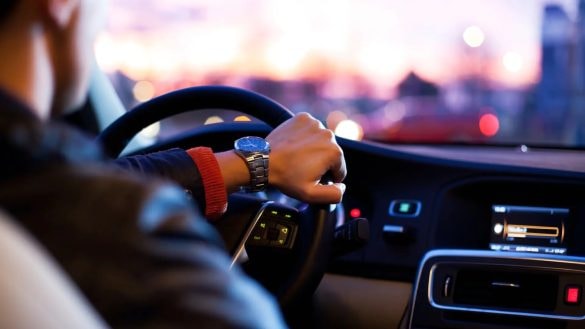 Aplikace Bouračka vám pomůže s nehodou. Vyplňte formulář snadno a online