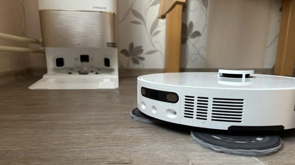 Robotický vysavač patří do každé domácnosti. Zde jsou hlavní důvody proč