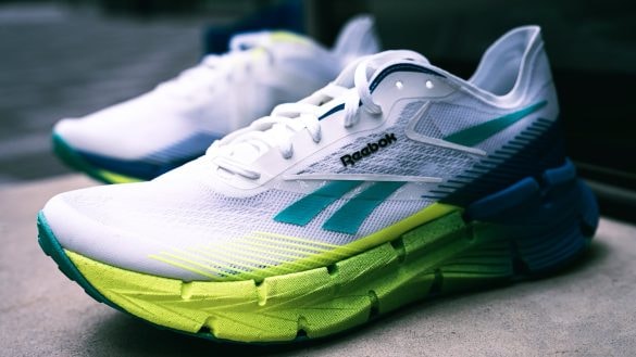Češi si utajují z chyby e-shopu Reebok. Vybrali jsme to nejlepší z internetu