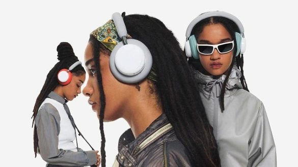 CMF Headphones Pro lákají na 40mm měniče, prostorový zvuk, výdrž až 100 hodin
