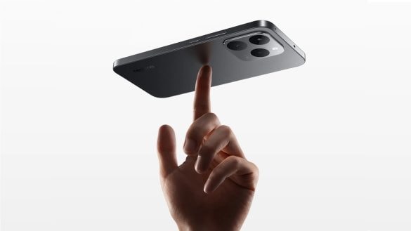 Vypadá jako iPhone, ale není to mobil od Applu. Kopírování stále „nevyšlo z módy“
