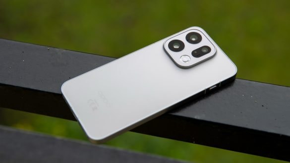 5 důvodů, proč si pořídit Oppo Find X9 Pro. Češi berou tuhle novinku útokem