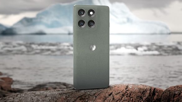 Rychlé nabíjení a obří 6 000mAh baterie. Motorola má předvánoční hit jen za 7 890 Kč