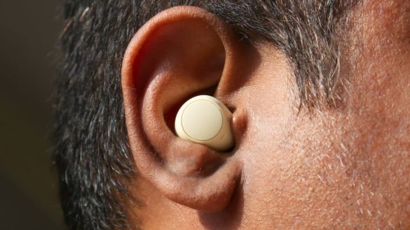 Megavýprodej na Alze pokračuje. Našli jsme sluchátka od Sony jen za 973 Kč