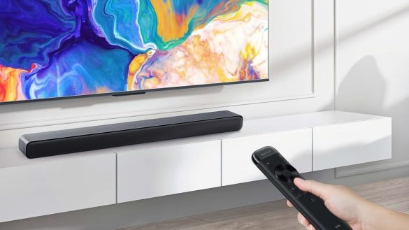 Alza zlevnila nejlepší soundbar do 2 000 Kč. Češi, jiný si nekupujte