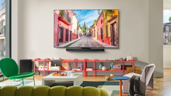 Alza zlevnila nejpopulárnější OLED televizi o 6 tisíc. Jinou si nekupujte