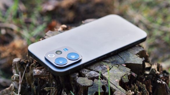 Recenze telefonu Vivo V70 – Svěží vítr ve střední třídě