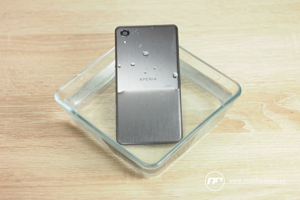 Sony Xperia X Performance recenze