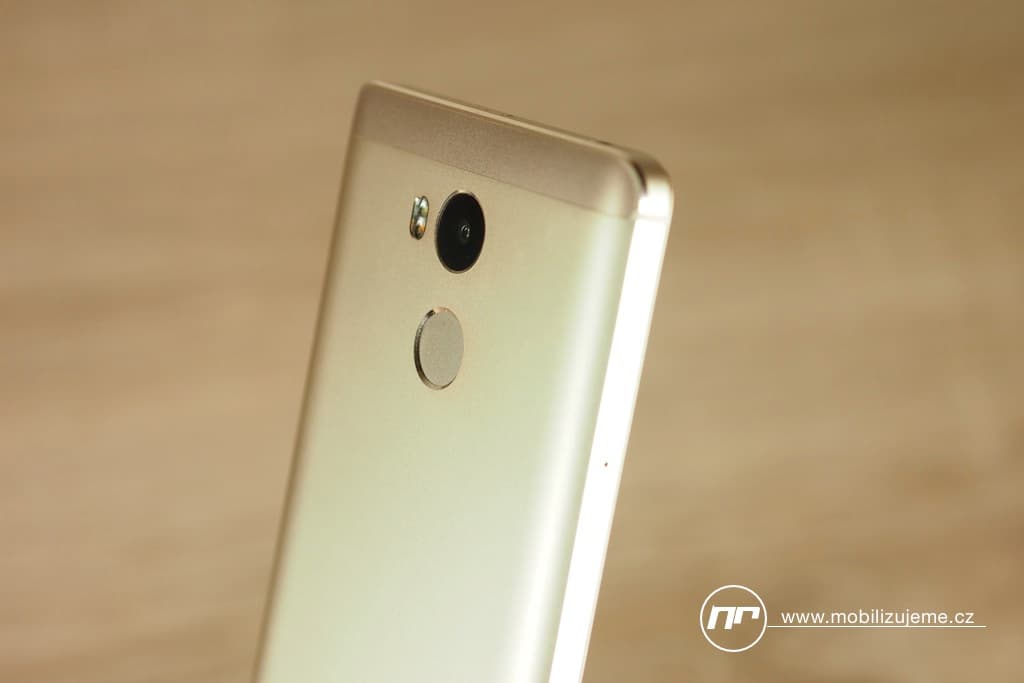Xiaomi Redmi 4 recenze