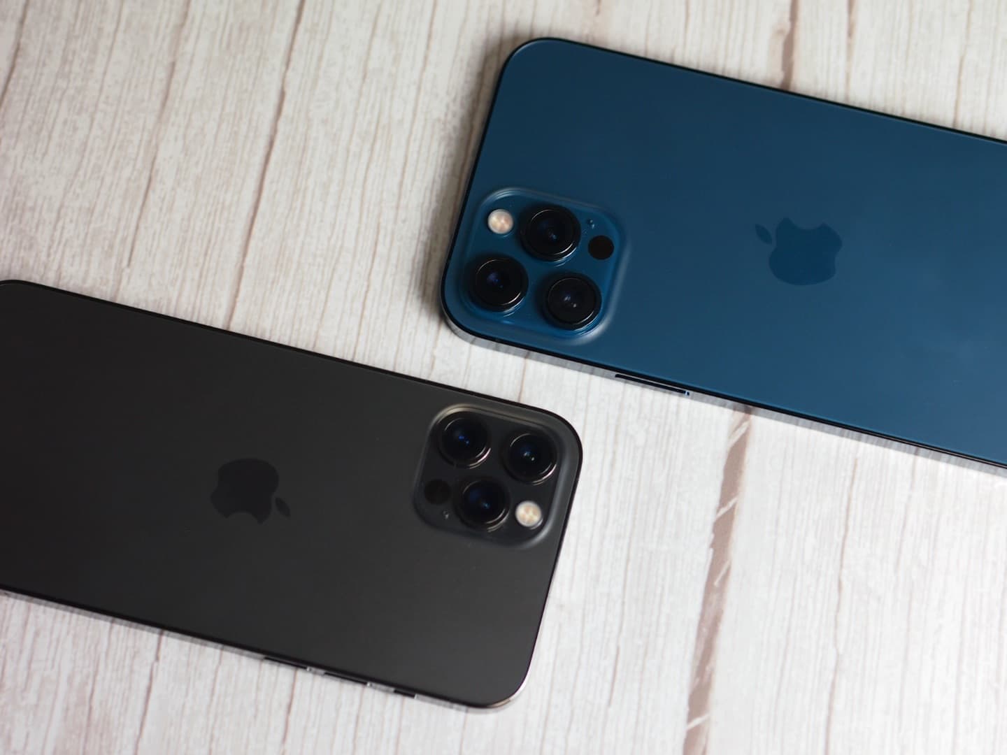 Apple iPhone 12 Pro & 12 Pro Max