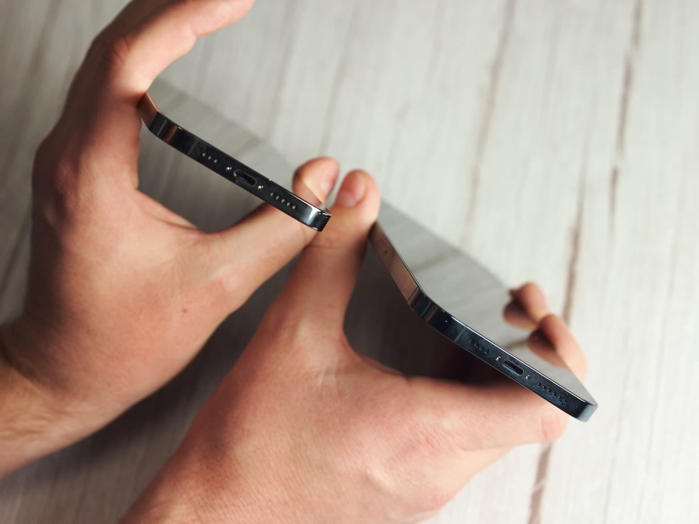 Apple iPhone 12 Pro & 12 Pro Max