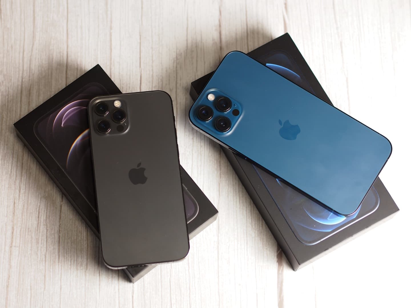 Apple iPhone 12 Pro & 12 Pro Max