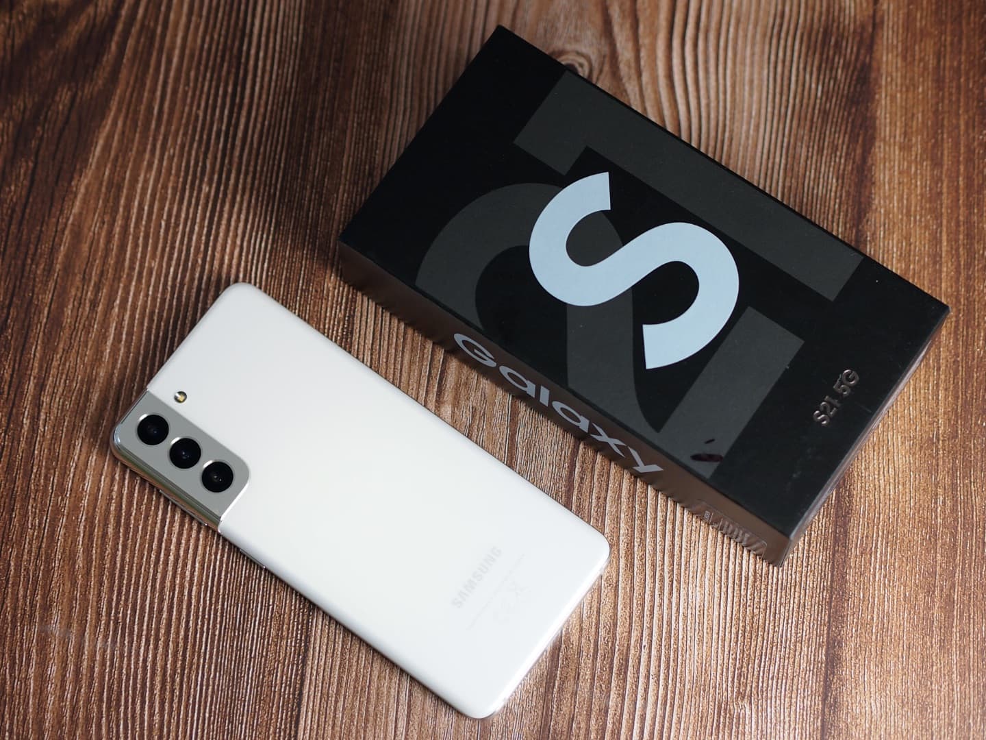 Samsung Galaxy S21, recenze
