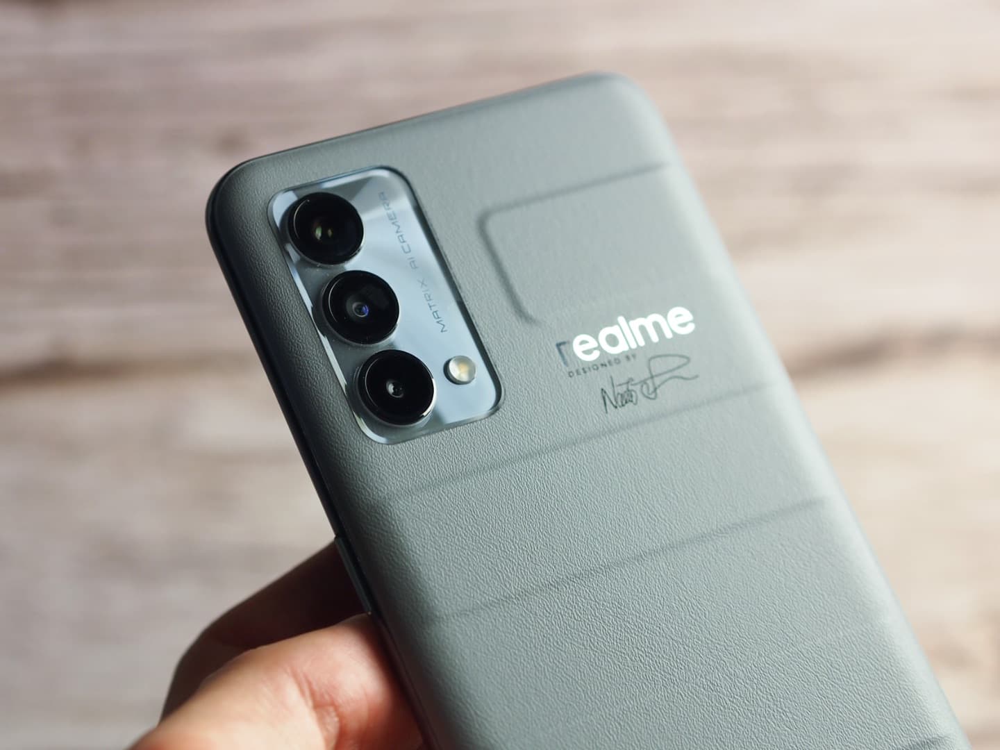 Realme GT Master Edition, recenze