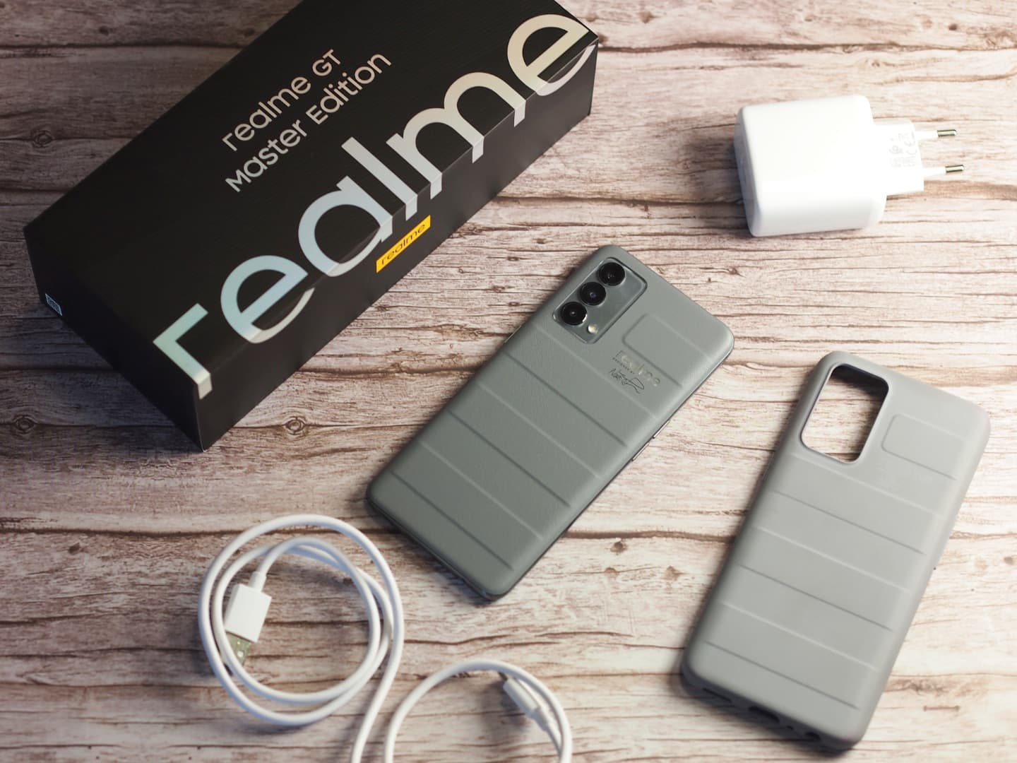 Realme GT Master Edition, recenze