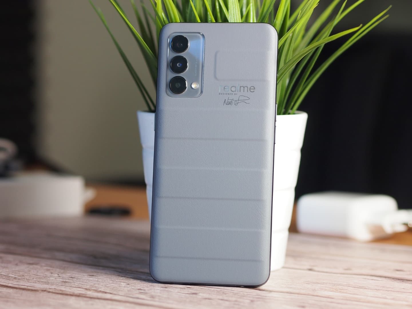 Realme GT Master Edition, recenze